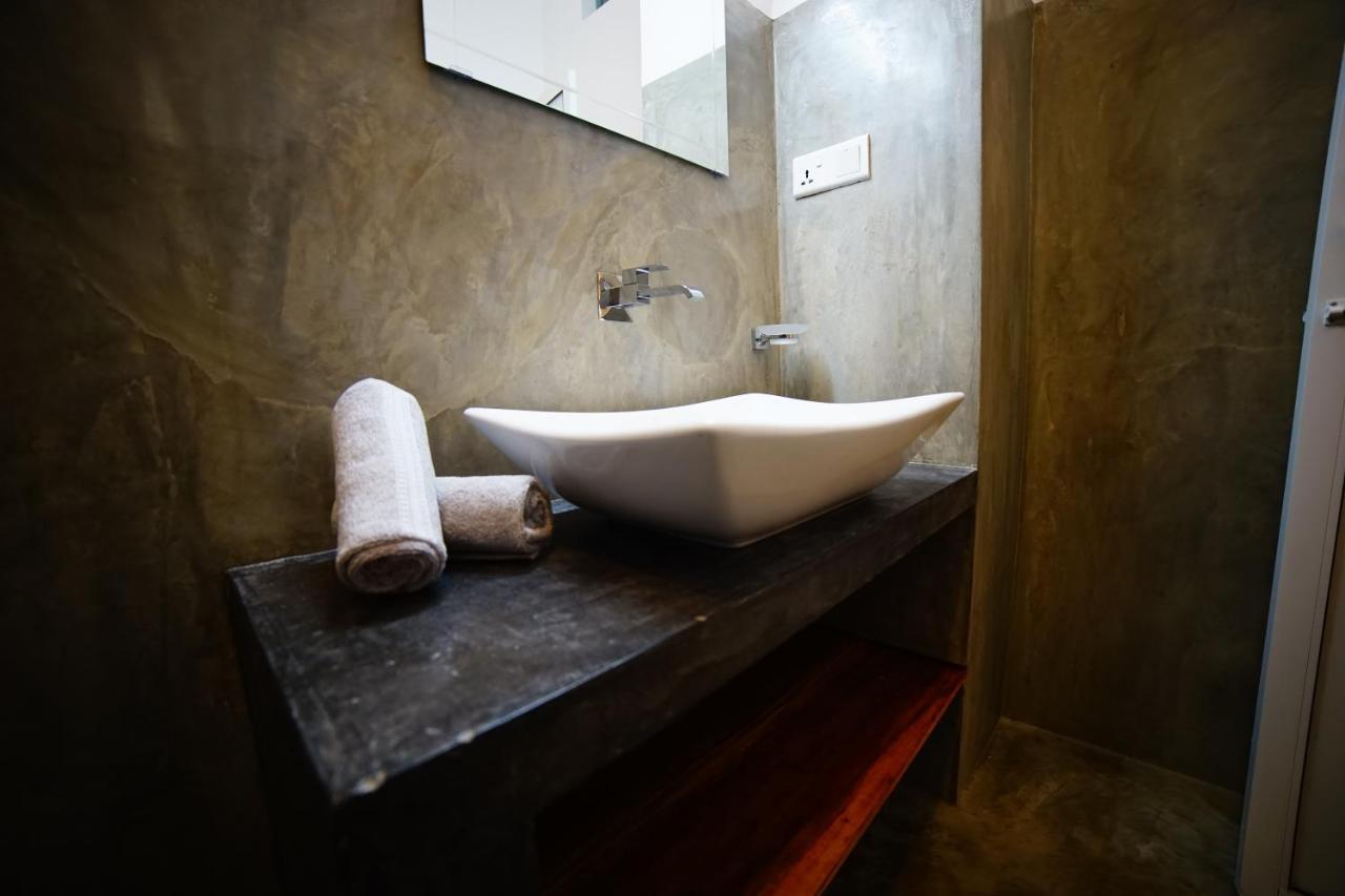 Island Life Hotel เนกอมโบ ภายนอก รูปภาพ