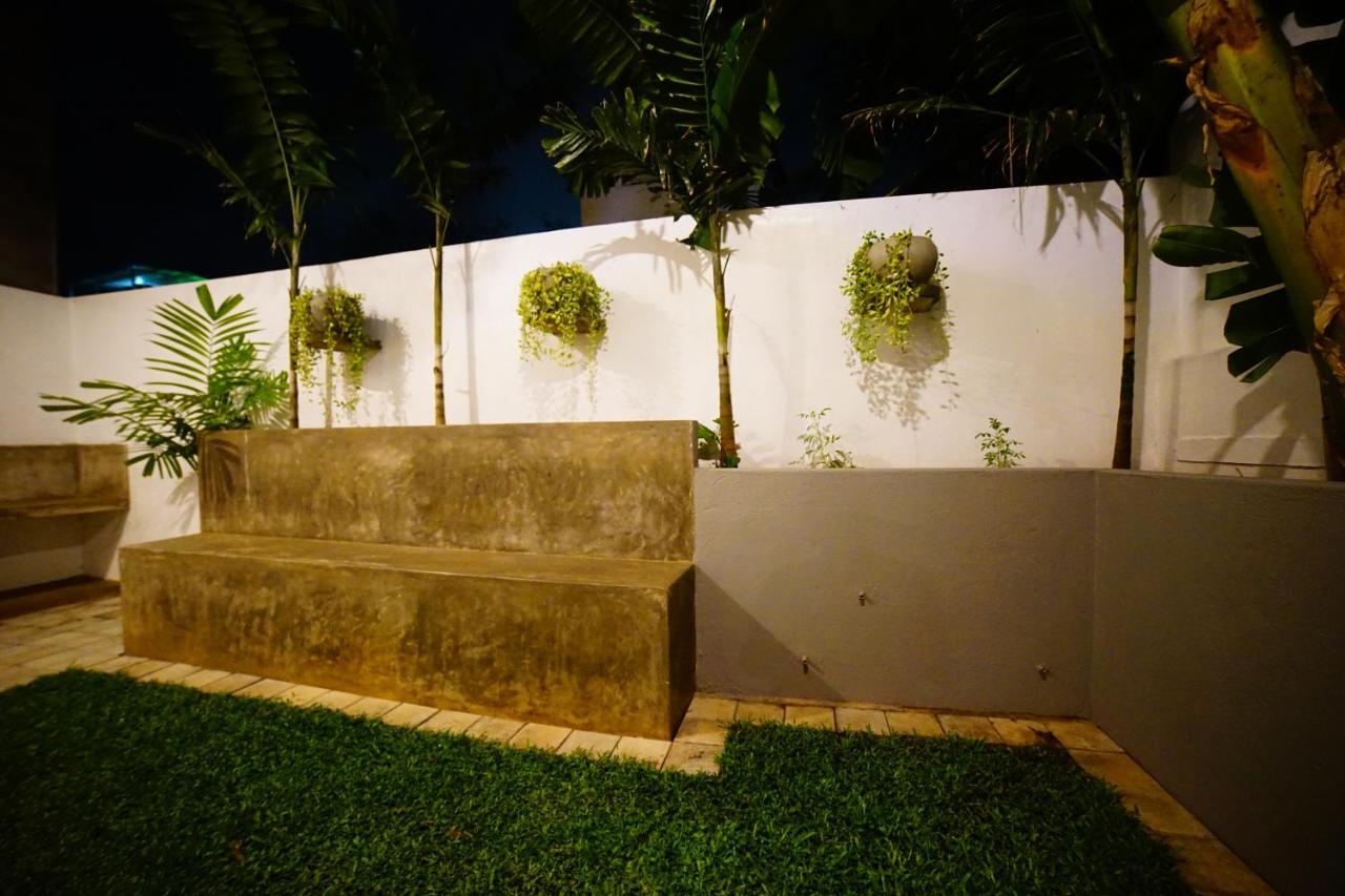 Island Life Hotel เนกอมโบ ภายนอก รูปภาพ